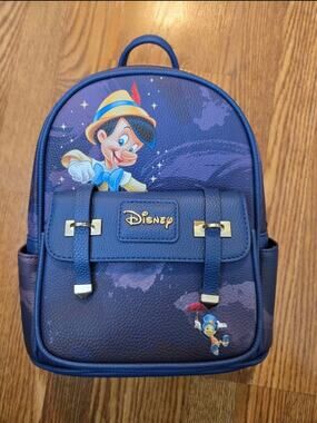 NWT Disney Pinocchio Jiminy Cricket Wondapop Pebbled Faux Leather Mini Backpack